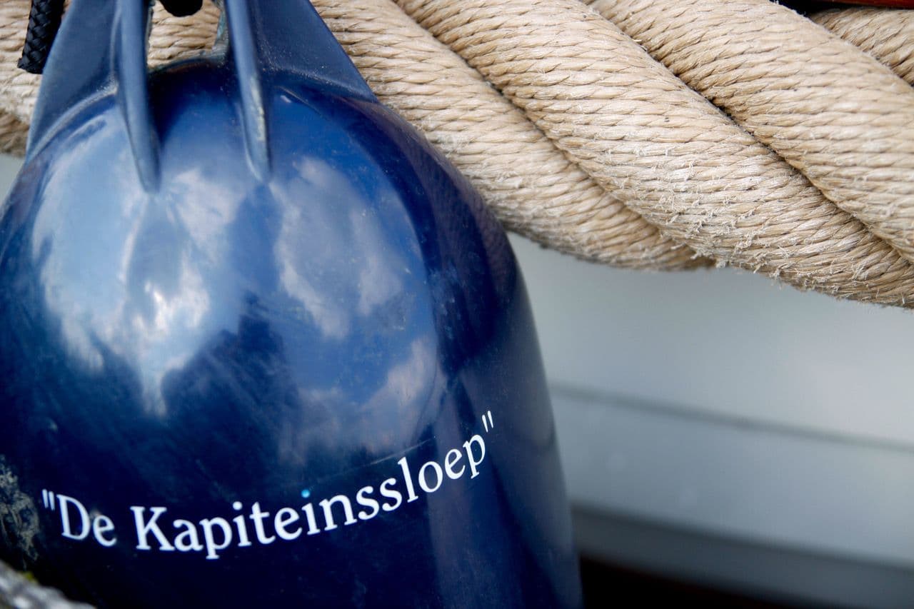 Wajer captains launch heritage model kapiteinssloep fender detail