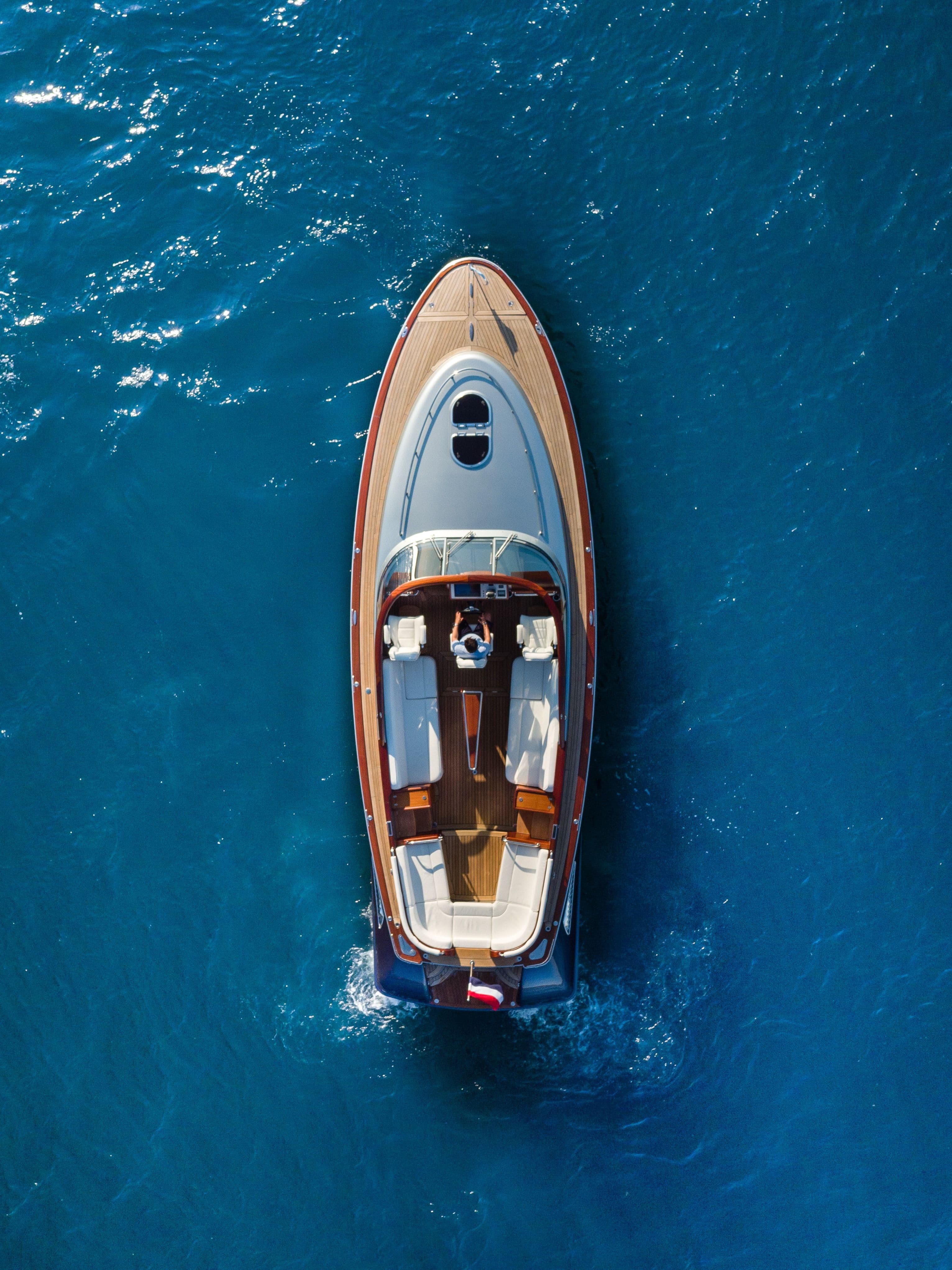 Wajer 37 wasabi heritage model topshot vertical up blue