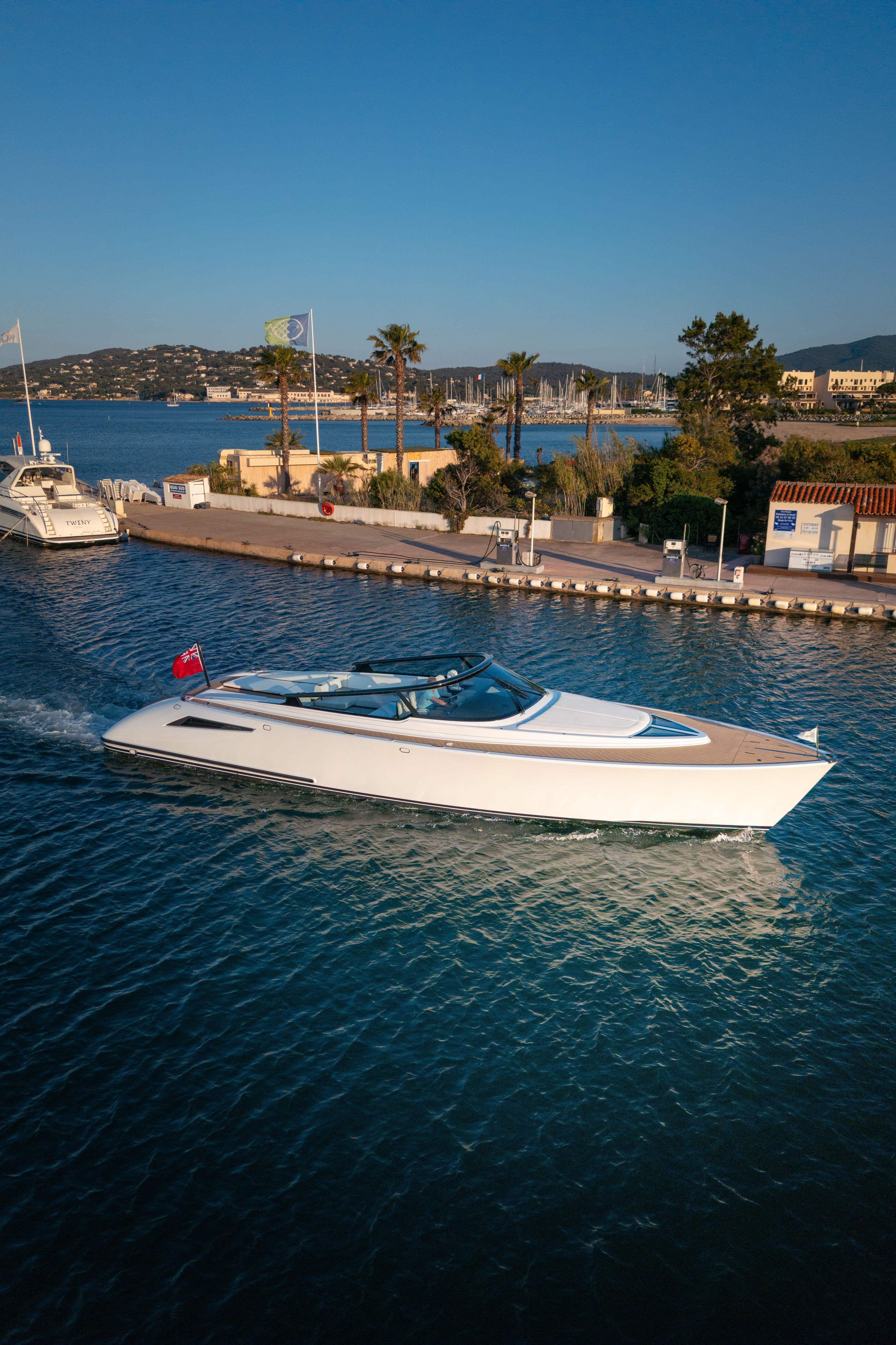 55037 Greenwich III 7