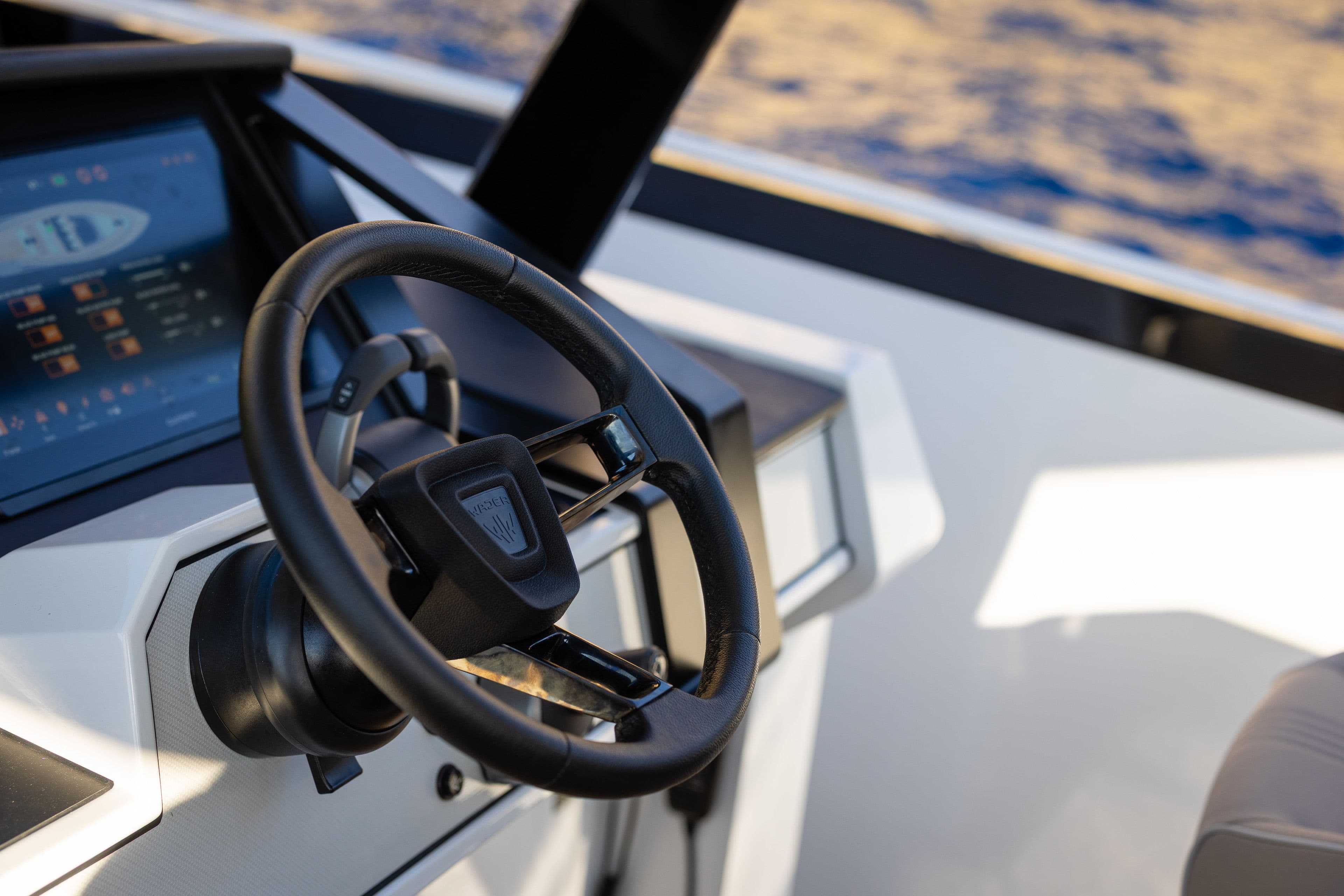 Wajer 55 S cockpit malta steering wheel