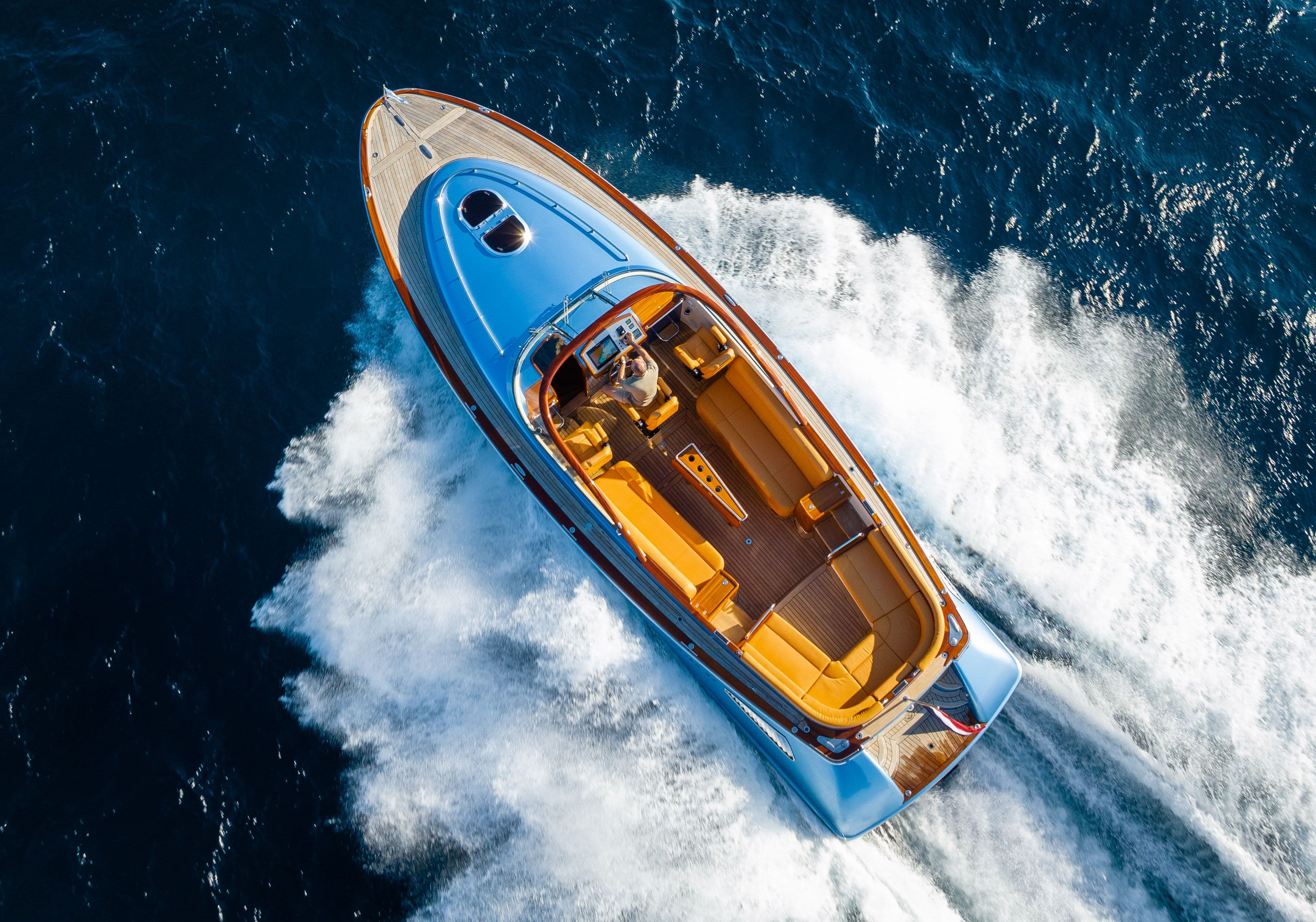 Wajer 37 heritage model drone topshot silver orange upholstery