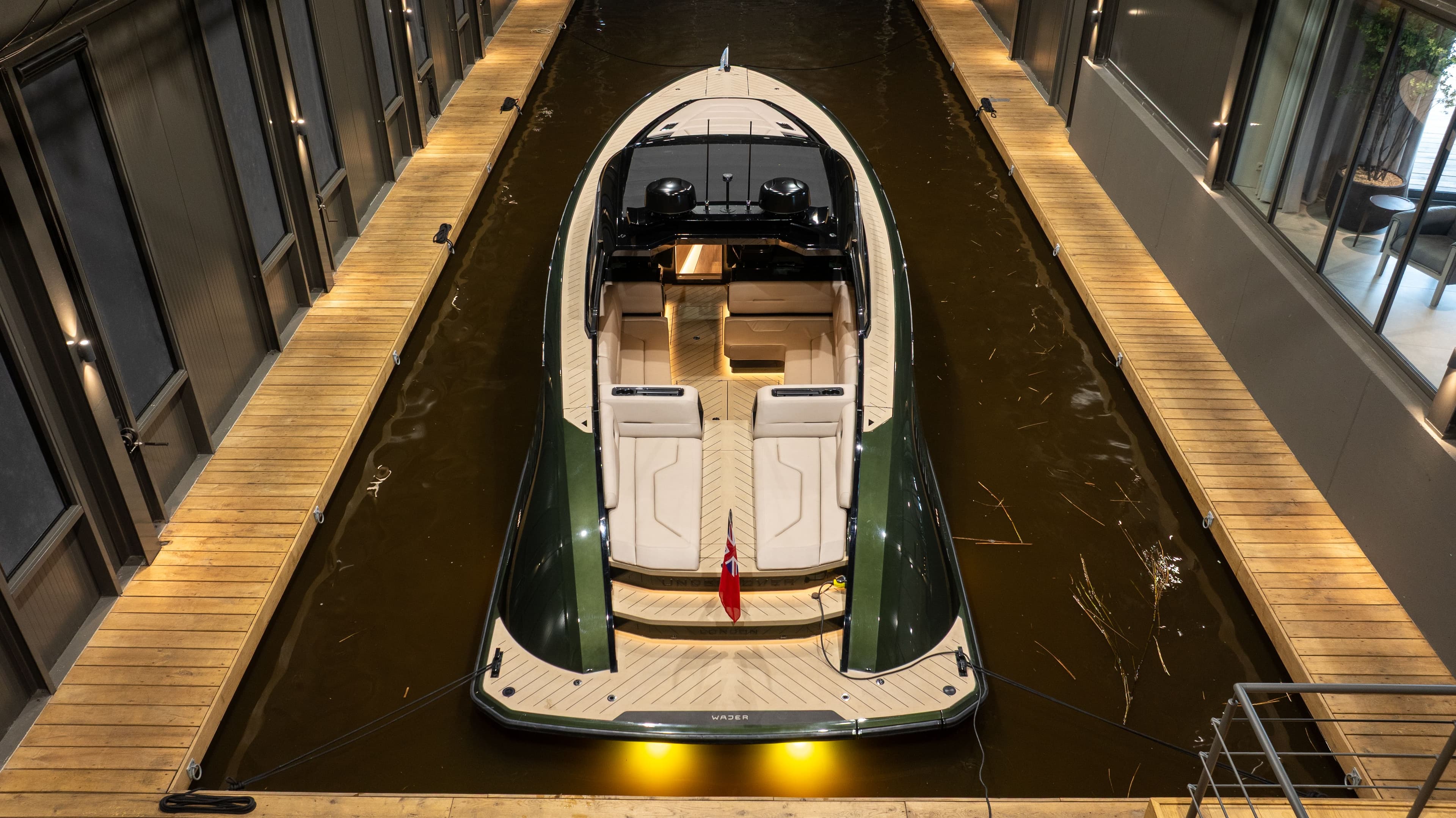 wajer_44003_undercover_1 wajer_44003_undercover_1