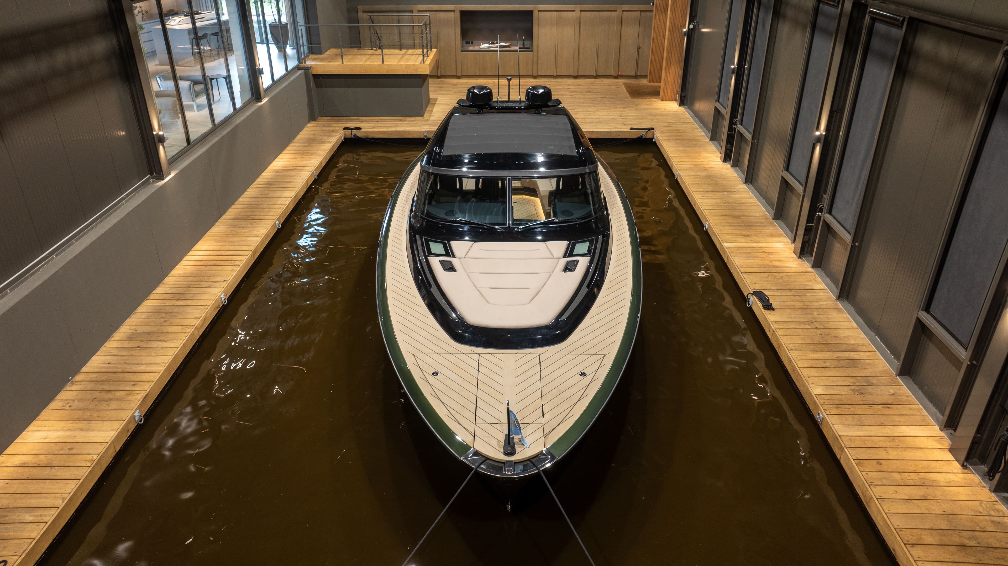 wajer_44003_undercover_4 wajer_44003_undercover_4