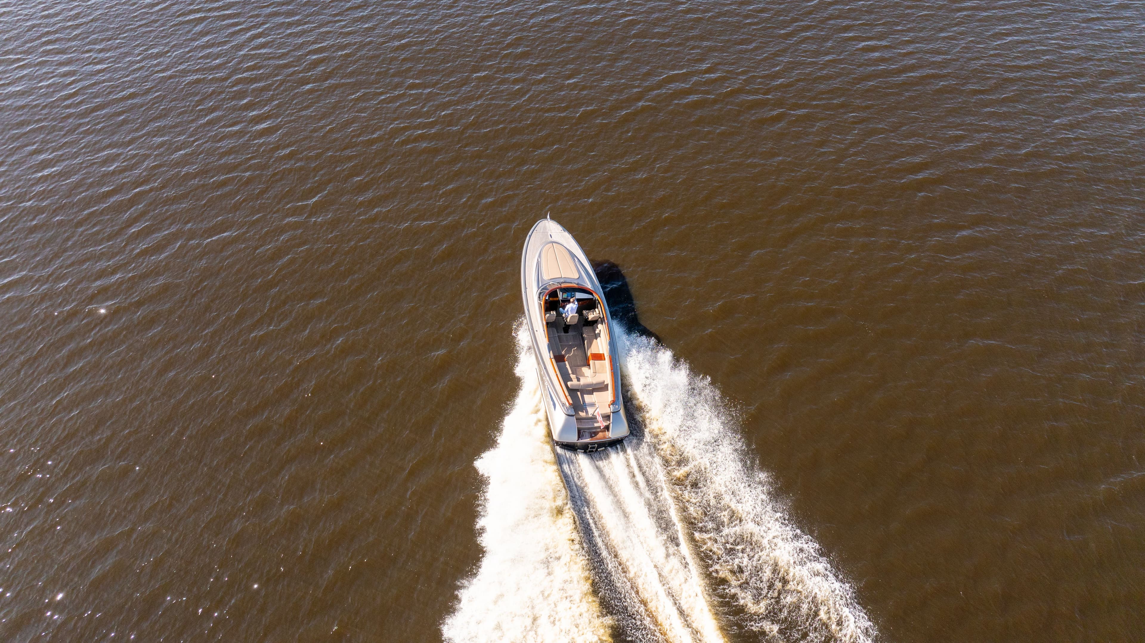 38051-lady-nyetimber-11