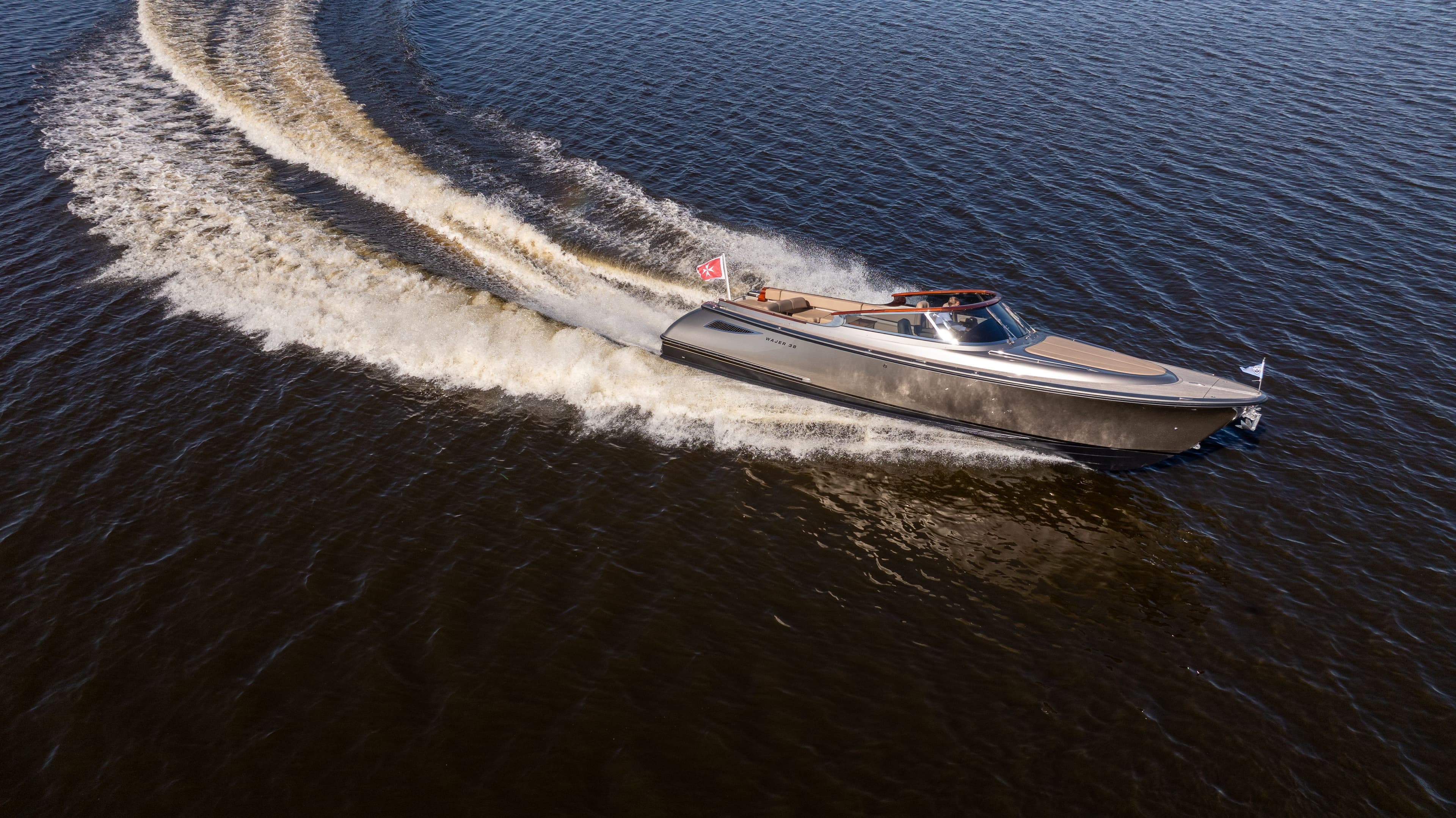 38051-lady-nyetimber-7