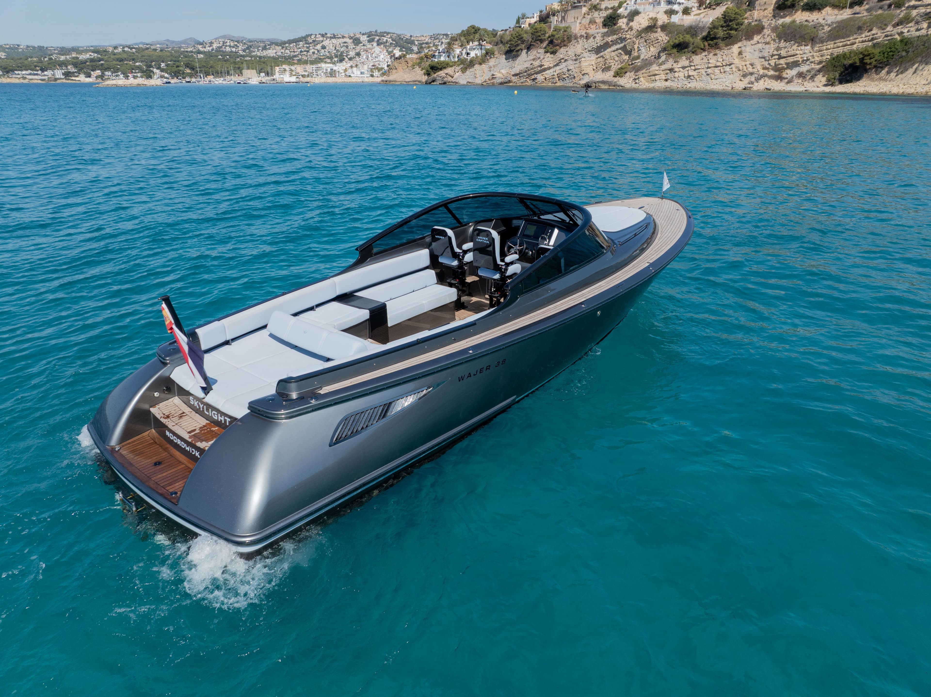 wajer_38042_skylight_5