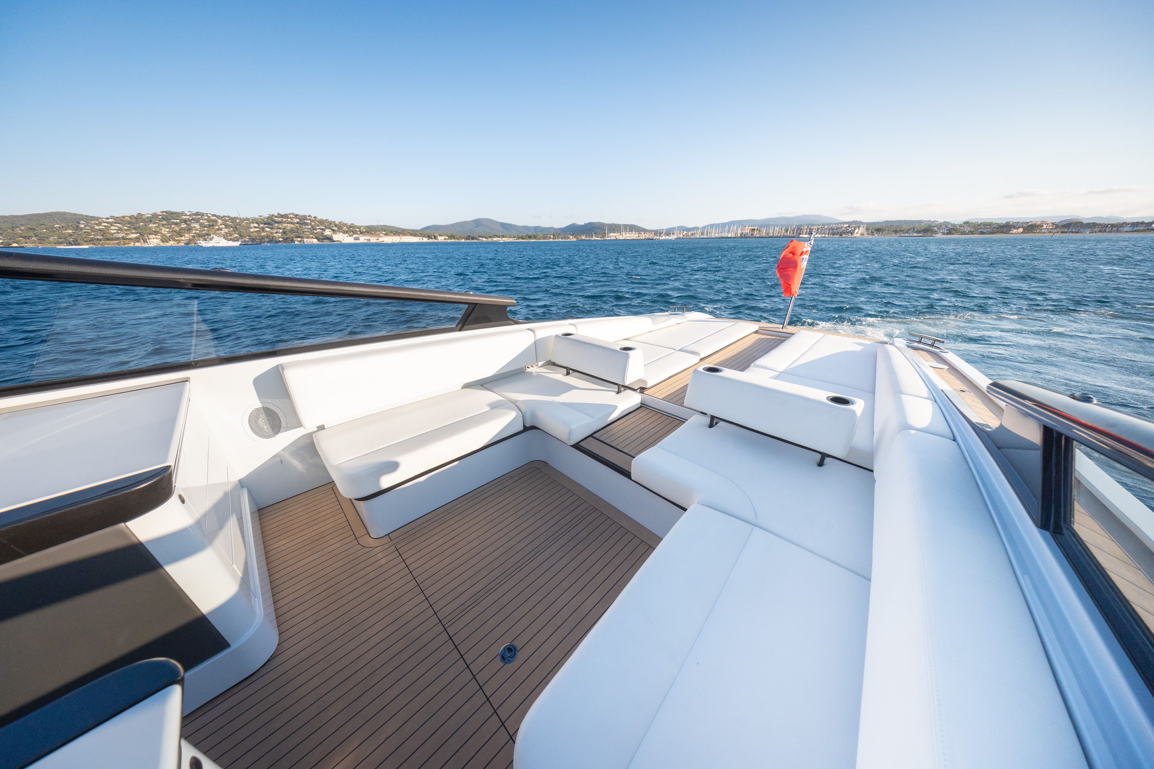 55037 Greenwich III 22