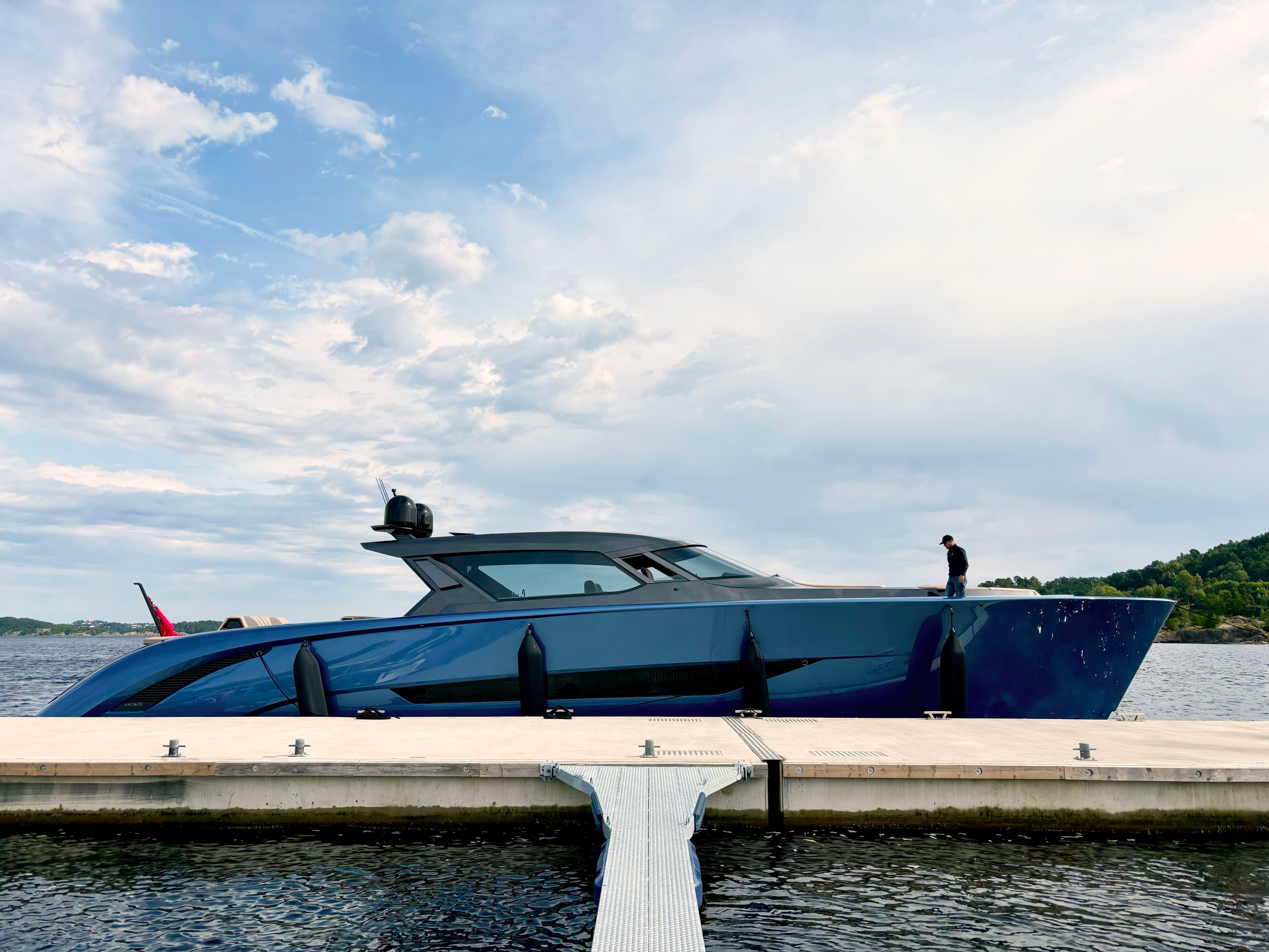 Wajer 77 side view docked moored automatic fenders deployed