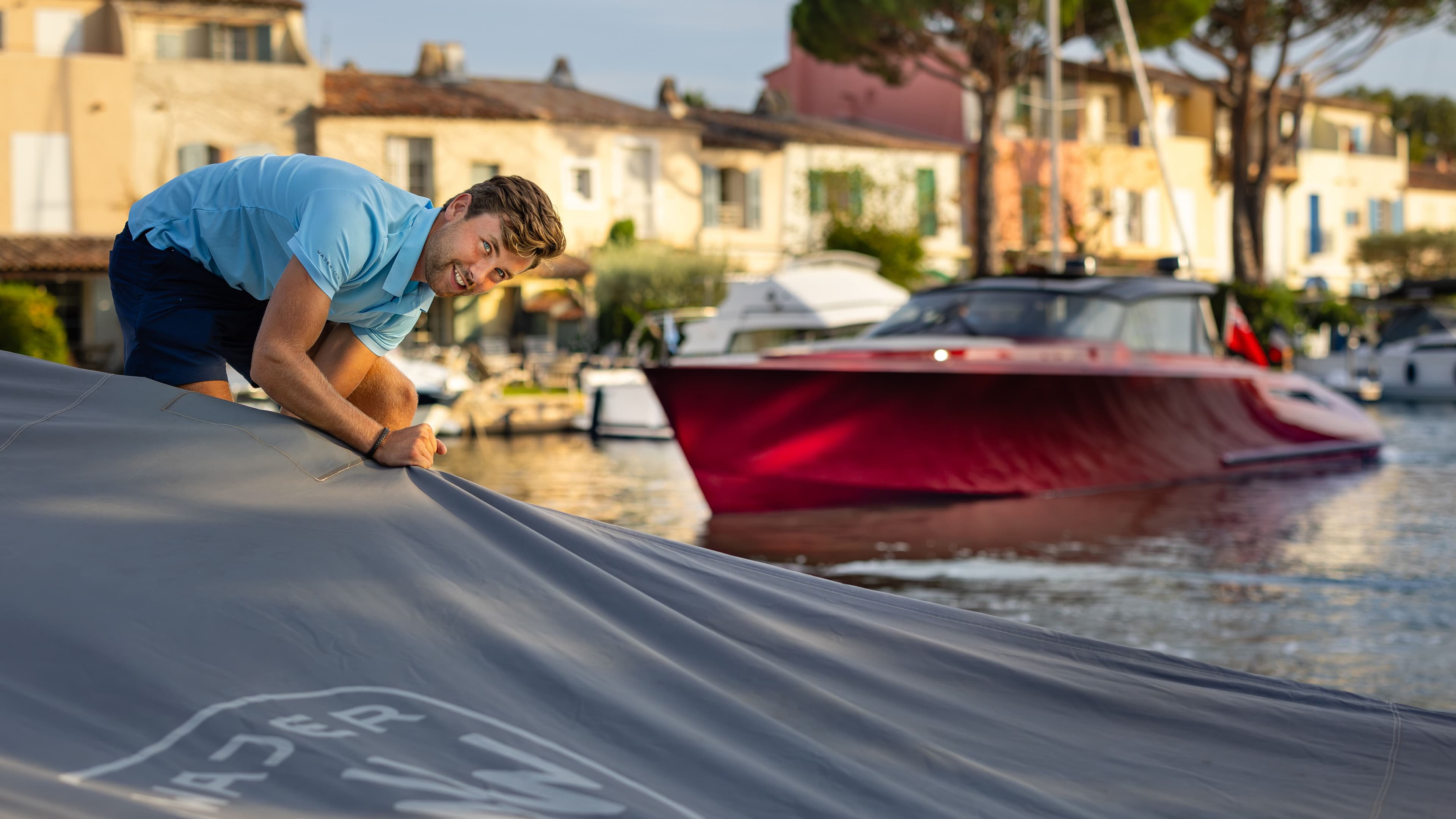 summer-crew-cover-wajer-ht-backdrop-CROP