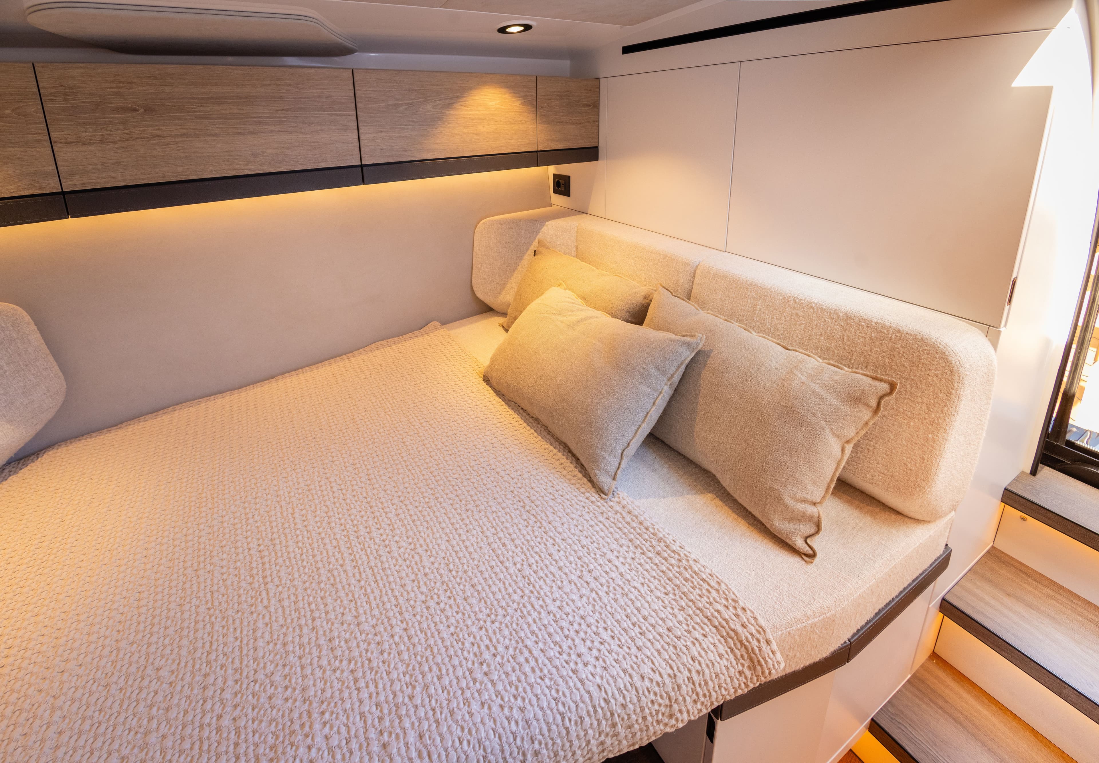 wajer_44003_undercover_16 wajer_44003_undercover_16