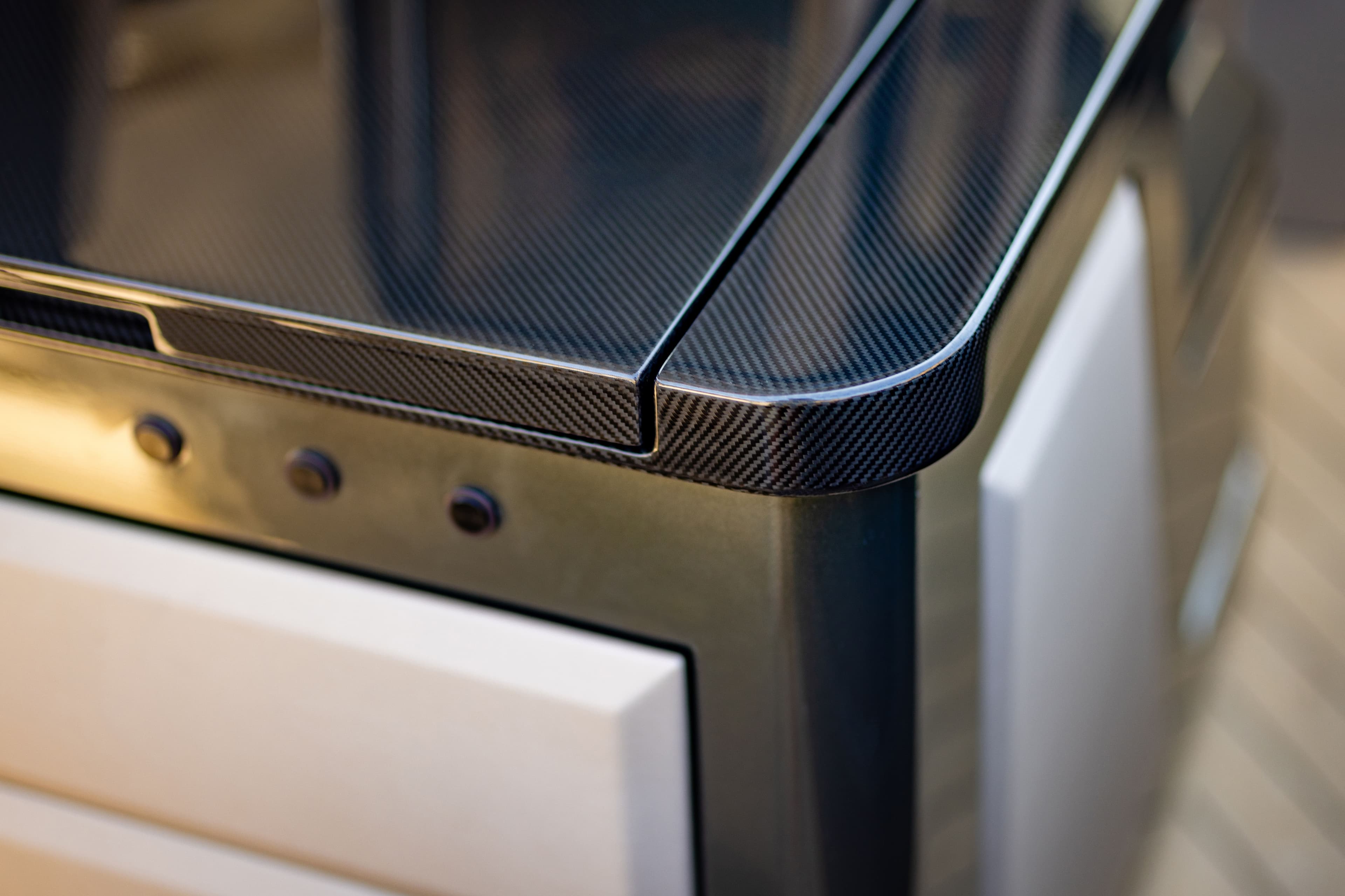 Wajer 44 S camouflage kitchen sink fridge countertop center console carbon detail