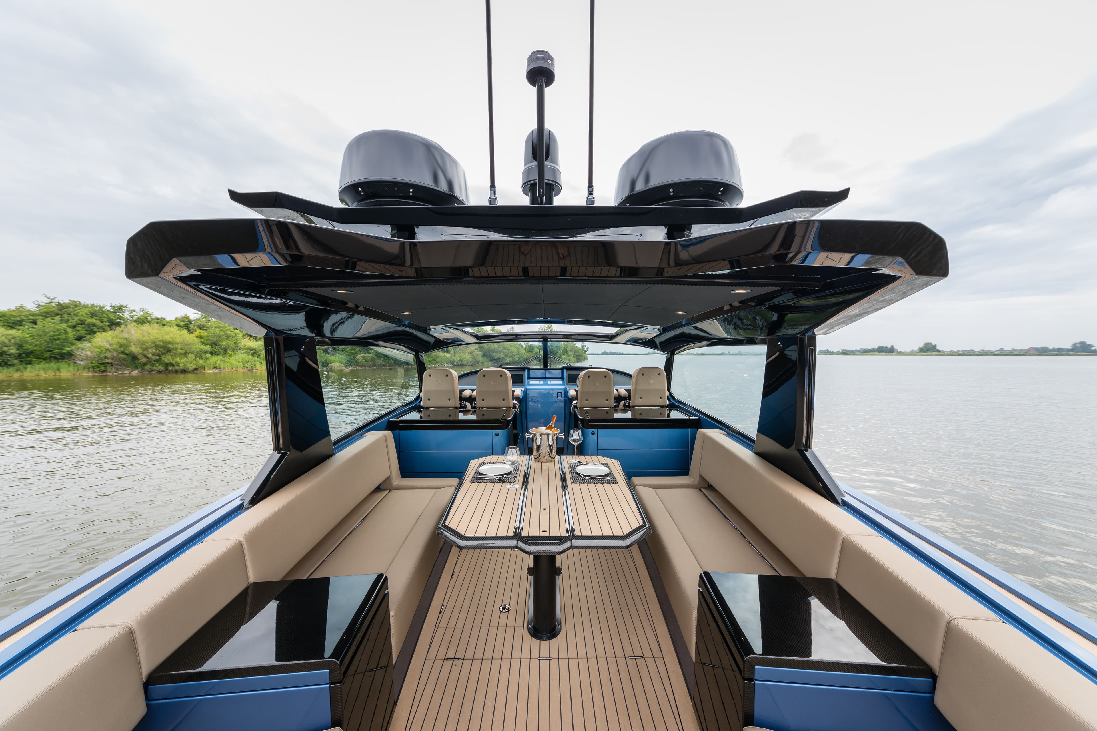 Wajer 55HT Vantage Point 2