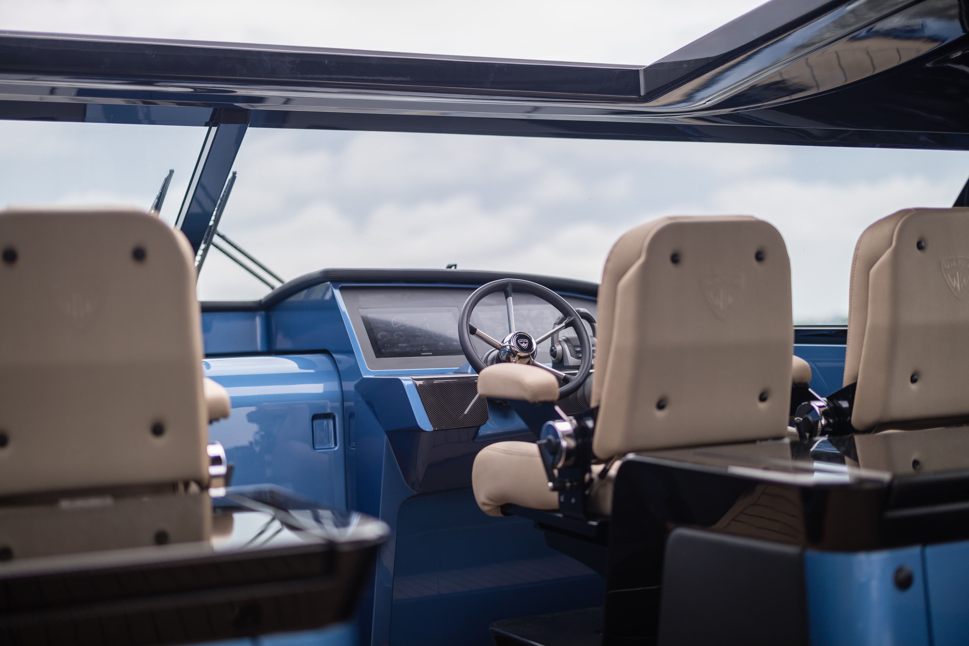 Wajer 55HT Vantage Point 16