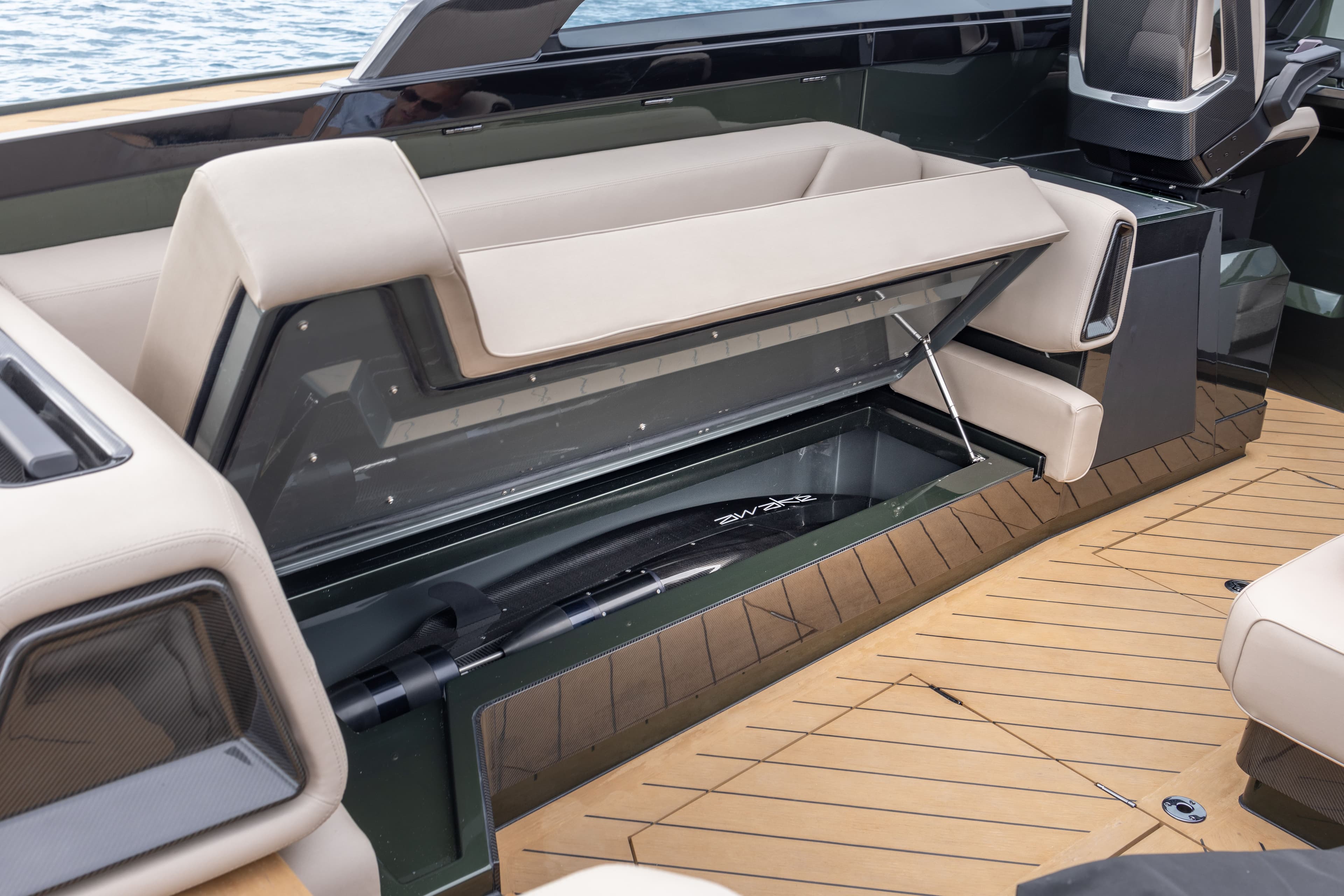 wajer_44003_undercover_10 wajer_44003_undercover_10