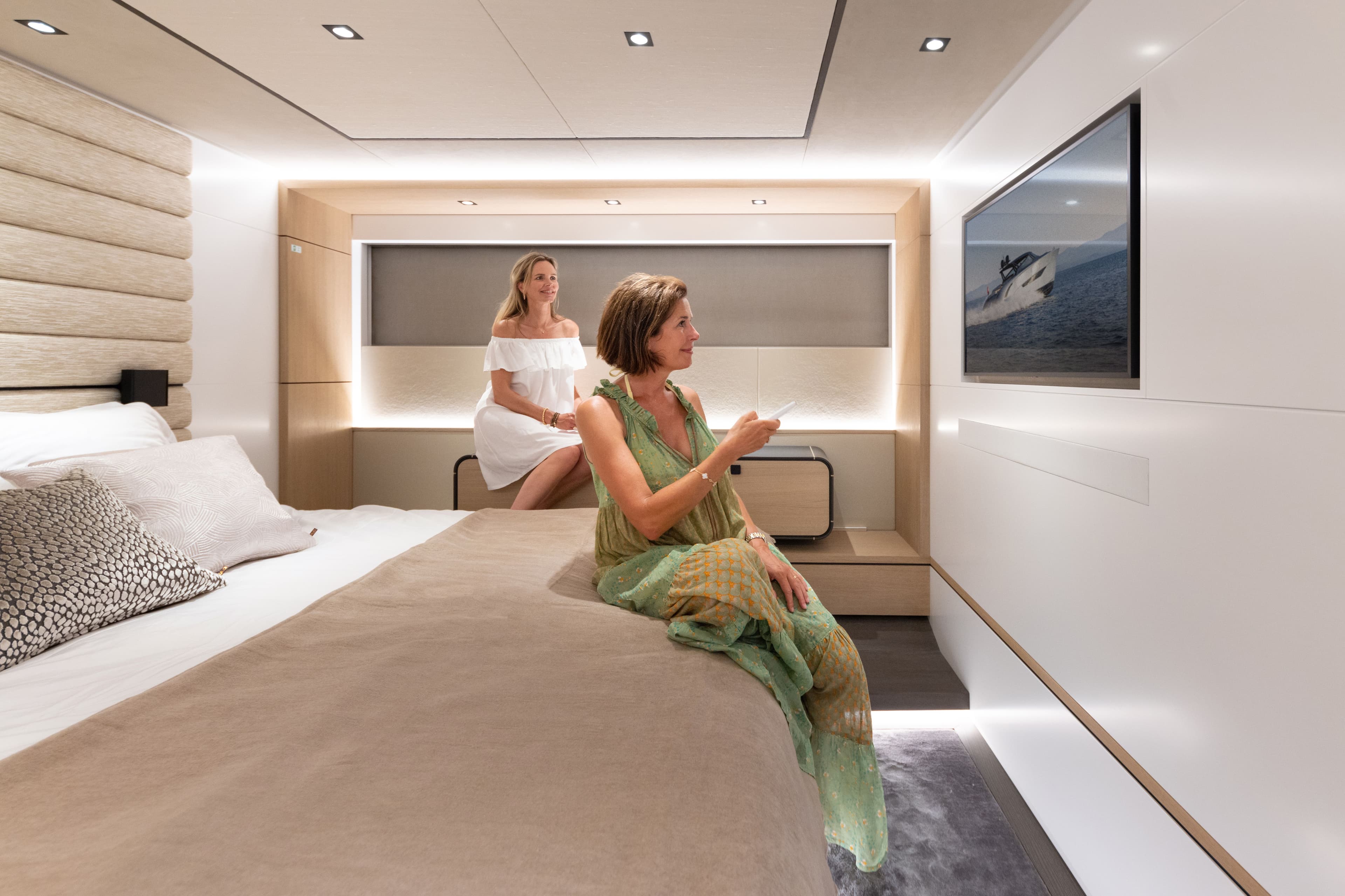 Wajer 77 interior master bedroom television tv two ladies below deck